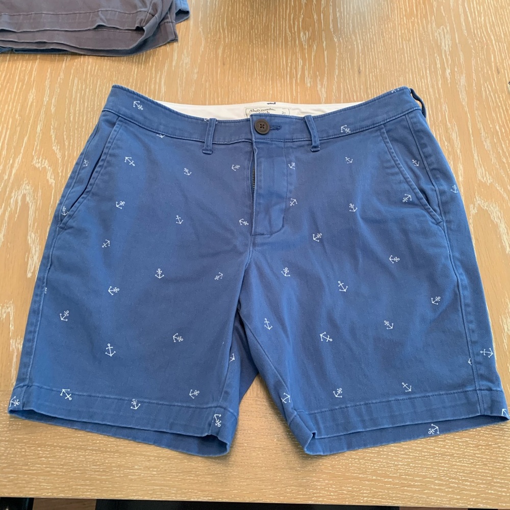 Abercrombie shorts size 31